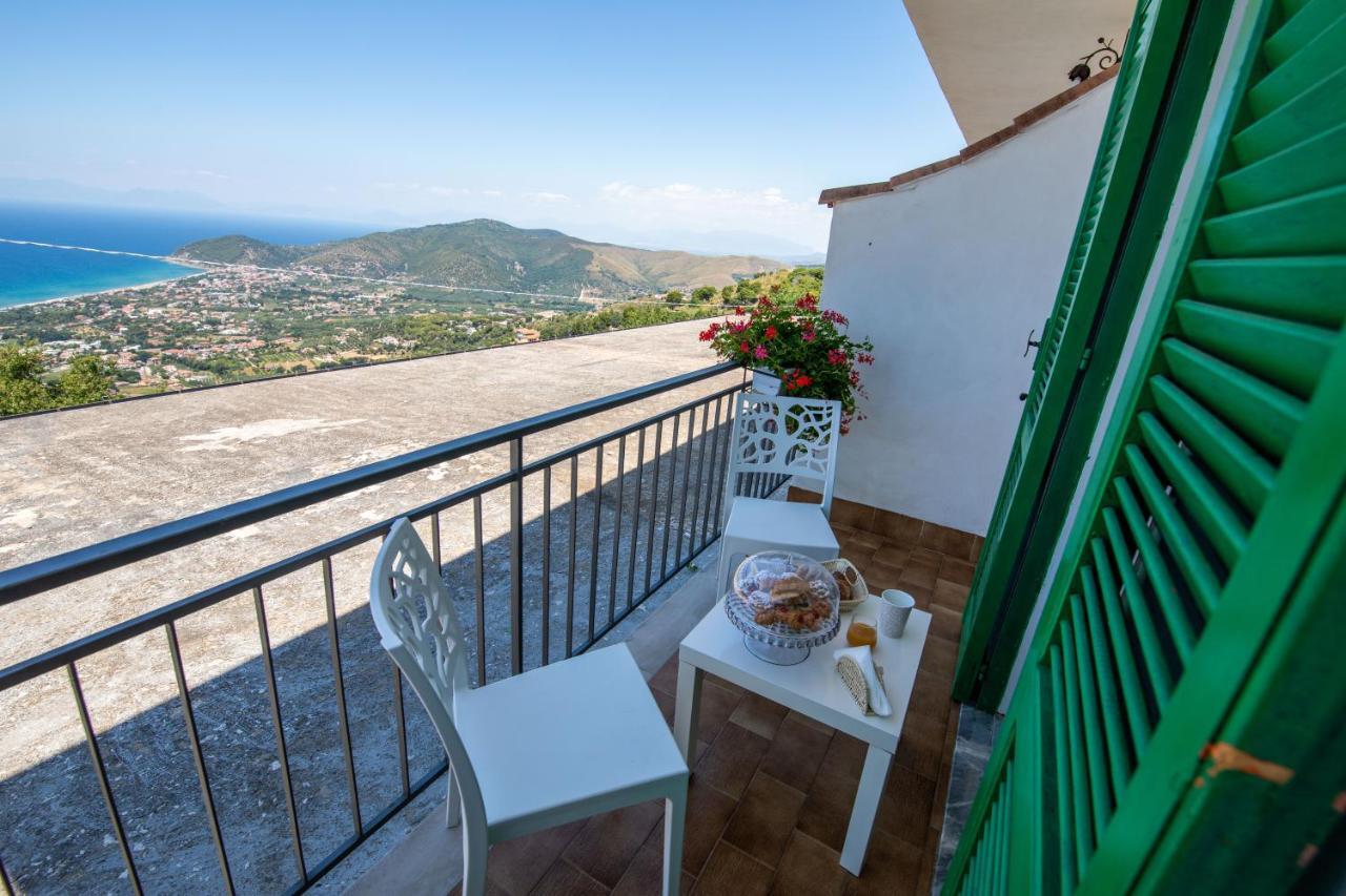 Madonna Della Scala Bed & Breakfast Castellabate Exterior foto