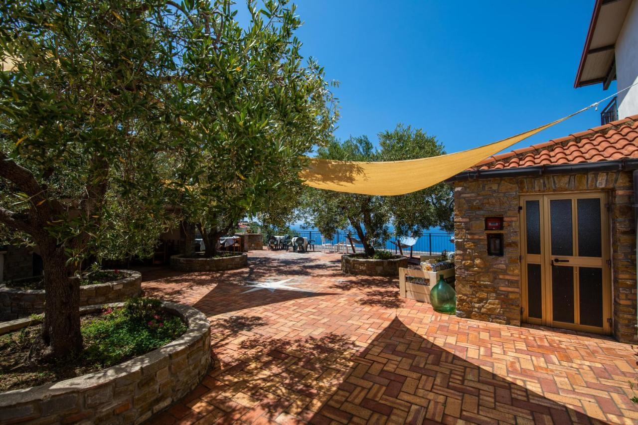 Madonna Della Scala Bed & Breakfast Castellabate Exterior foto