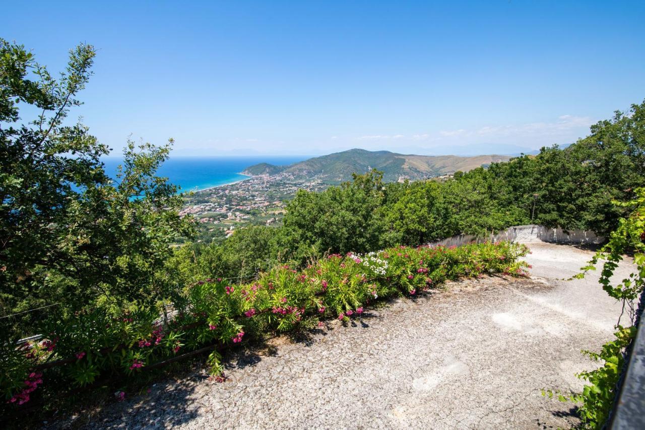 Madonna Della Scala Bed & Breakfast Castellabate Exterior foto