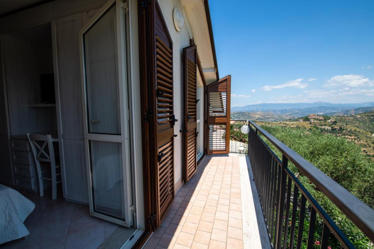 Madonna Della Scala Bed & Breakfast Castellabate Exterior foto